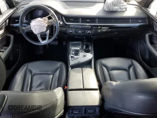 2018 Audi Q7 Premium Plus with VIN WA1LAAF72JD008450, listed as a Copart auction lot 45215335 with 0 mi miles and Salvage Title. Bid and sale history available at carsss.com. Image 8.