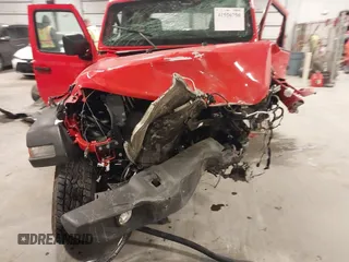 2019 Jeep Wrangler Sport S with VIN 1C4GJXAG4KW646013, listed as a IAAI auction lot 41556750 with 44,911 mi miles and . Bid and sale history available at DreamBid. Image 13.