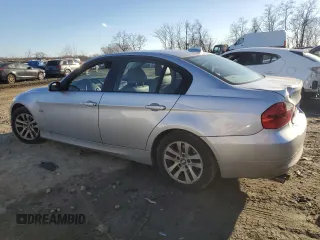 2006 BMW 3 Series 325xi with VIN WBAVD13556KV13231, listed as a Copart auction lot 43919835 with 49,041 mi miles and Salvage Title. Bid and sale history available at carsss.com. Image 2.