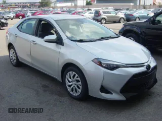 2019 Toyota Corolla L z VIN 2T1BURHE4KC169643, wystawiony jako Copart lot #60939525 z przebiegiem 49 500 mil mil oraz Czysty tytuł • Clean title. Historia ofert i sprzedaży dostępna na DreamBid. Obrazek 1.