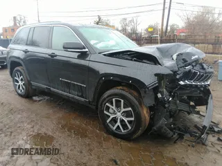2024 Jeep Grand Cherokee Limited z VIN 1C4RJHBG8RC257285, wystawiony jako IAAI lot #41716367 z przebiegiem 5 070 mil mil oraz . Historia ofert i sprzedaży dostępna na DreamBid. Obrazek 1.