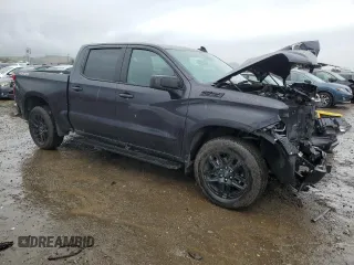 2024 Chevrolet Silverado 1500 RST with VIN 3GCUDEED1RG378013, listed as a Copart auction lot 44001595 with 11,031 mi miles and Salvage Title. Bid and sale history available at carsss.com. Image 4.