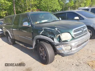 2000 Toyota Tundra SR5 with VIN 5TBBT4412YS082390, listed as a IAAI auction lot 42069302 with Not Provided miles and . Bid and sale history available at DreamBid. Image 1.