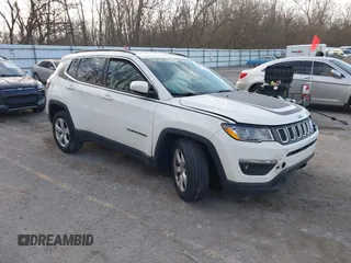2018 Jeep Compass Latitude with VIN 3C4NJCBB2JT108465, listed as a IAAI auction lot 41833695 with 162,983 mi miles. Bid and sale history available at carsss.com. Image 1.