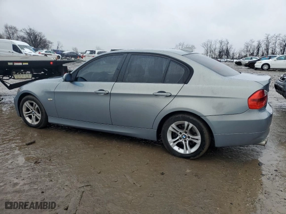 2008 BMW 3 Series 328xi with VIN WBAVC93568K040752, listed as a Copart auction lot 45042605 with 162,092 mi miles and Clean Title. Bid and sale history available at carsss.com. Image 2.