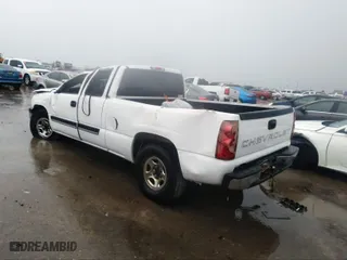 2003 Chevrolet Silverado 1500 LS with VIN 2GCEC19X831281928, listed as a IAAI auction lot 39792707 with 1 mi miles. Bid and sale history available at carsss.com. Image 3.
