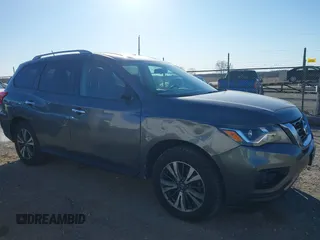 2017 Nissan Pathfinder SL with VIN 5N1DR2MMXHC906193, listed as a IAAI auction lot 41888171 with 113,524 mi miles. Bid and sale history available at carsss.com. Image 6.