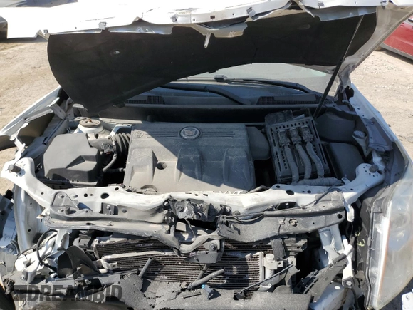 2014 Cadillac SRX with VIN 3GYFNAE32ES667019, listed as a Copart auction lot 49008165 with 98,995 mi miles and Salvage Title. Bid and sale history available at DreamBid. Image 14.