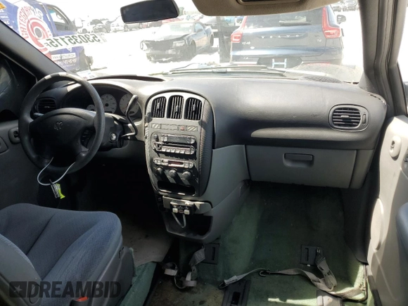2004 Dodge Caravan SE with VIN 1D4GP24R94B584782, listed as a Copart auction lot 53035115 with 84,873 mi miles and Salvage Title. Bid and sale history available at carsss.com. Image 8.