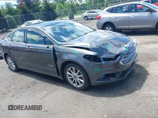 2017 Ford Fusion Titanium with VIN 3FA6P0SUXHR184919, listed as a IAAI auction lot 42258918 with Not provided miles and . Bid and sale history available at DreamBid. Image 1.