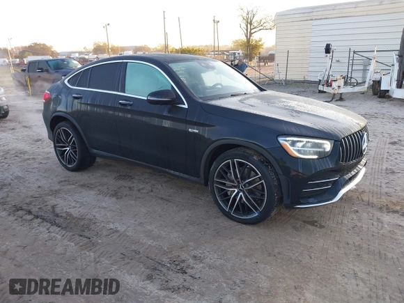 2021 Mercedes-Benz GLC with VIN W1N0J6EB4MF923801, listed as a IAAI auction lot 41676173 with 40,302 mi miles. Bid and sale history available at carsss.com. Image 1.