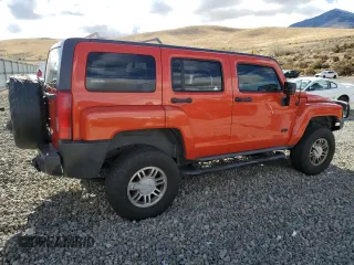 2008 Hummer H3 SUV with VIN 5GTEN13E888113513, listed as a Copart auction lot 76440684 with 0 mi miles and Salvage Title. Bid and sale history available at carsss.com. Image 3.
