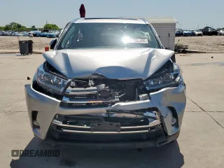 2019 Toyota Highlander Limited с VIN 5TDDZRFH7KS976527, выставлен на аукционе Copart как лот 52590495 с пробегом 31 968 миль миль и Списание • Salvage title. История ставок и продаж доступна на DreamBid. Изображение 5.