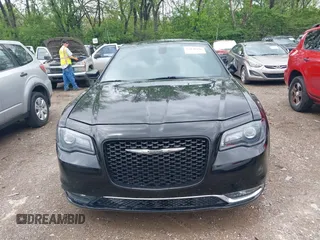 2018 Chrysler 300 S with VIN 2C3CCAGG9JH267796, listed as a IAAI auction lot 42126996 with 141,605 mi miles and . Bid and sale history available at DreamBid. Image 12.
