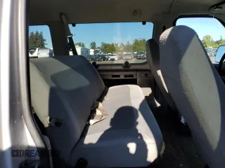 2007 Ford Econoline Passenger XL with VIN 1FBNE31L67DB06686, listed as a Copart auction lot 71796304 with 268,977 mi miles and Salvage Title. Bid and sale history available at carsss.com. Image 10.