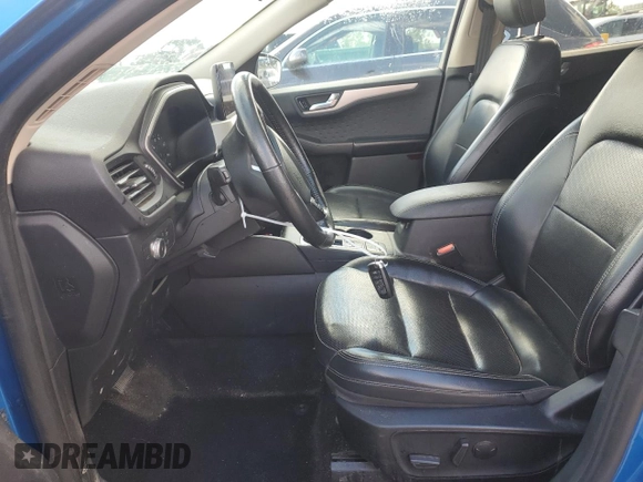 2020 Ford Escape SEL z VIN 1FMCU9H68LUB27229, wystawiony jako Copart lot #58032445 z przebiegiem 95 639 mil mil oraz Czysty tytuł • Clean title. Historia ofert i sprzedaży dostępna na DreamBid. Obrazek 7.