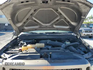 2005 Ford Excursion Limited с VIN 1FMNU43S55EB45717, выставлен на аукционе Copart как лот 47035815 с пробегом 140 723 миль миль и Списание • Salvage title. История ставок и продаж доступна на DreamBid. Изображение 12.