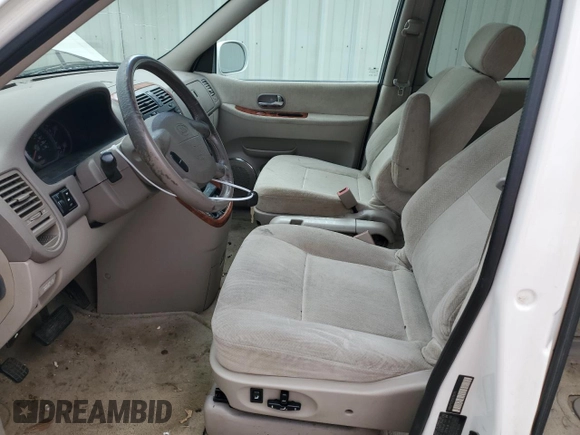 2005 Kia Sedona LX with VIN KNDUP132856716570, listed as a Copart auction lot 45848965 with 137,589 mi miles and Salvage Title. Bid and sale history available at carsss.com. Image 7.