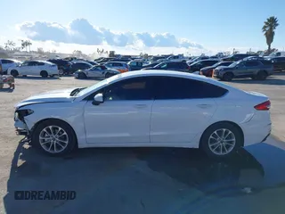 2020 Ford Fusion SE with VIN 3FA6P0H70LR155746, listed as a IAAI auction lot 41755768 with 74,220 mi miles. Bid and sale history available at carsss.com. Image 15.