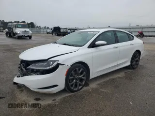 2015 Chrysler 200 S with VIN 1C3CCCDG1FN664935, listed as a Copart auction lot 46125455 with 115,293 mi miles and Salvage Title. Bid and sale history available at carsss.com. Image 1.