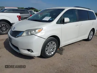 2017 Toyota Sienna XLE Auto Access Seat with VIN 5TDYZ3DC0HS896503, listed as a IAAI auction lot 42446895 with 163,752 mi miles and . Bid and sale history available at DreamBid. Image 17.