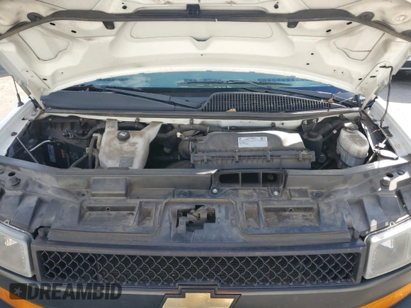 2018 Chevrolet Express Cargo Van with VIN 1GCWGAFP9J1339951, listed as a Copart auction lot 78362654 with 104,409 mi miles and Salvage Title. Bid and sale history available at carsss.com. Image 12.