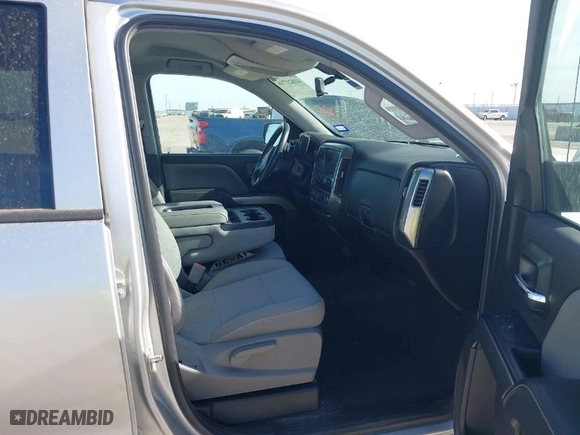 2018 Chevrolet Silverado 1500 LT with VIN 3GCPCREC4JG644935, listed as a IAAI auction lot 41821716 with 80,395 mi miles. Bid and sale history available at carsss.com. Image 5.