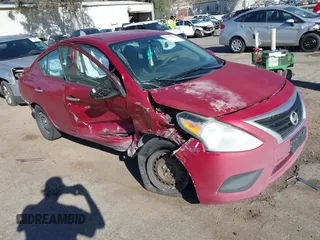 2015 Nissan Versa SV with VIN 3N1CN7APXFL906108, listed as a IAAI auction lot 41674926 with 135,613 mi miles. Bid and sale history available at carsss.com. Image 1.