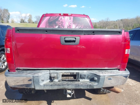 2007 Chevrolet Silverado 1500 LS with VIN 2GCEK13C671589369, listed as a IAAI auction lot 41894280 with 226,687 mi miles. Bid and sale history available at carsss.com. Image 16.