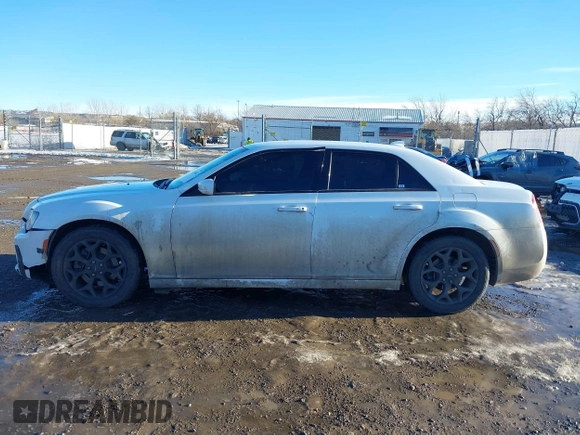 2019 Chrysler 300 S with VIN 2C3CCAGG8KH542723, listed as a IAAI auction lot 41214612 with Not provided miles and . Bid and sale history available at DreamBid. Image 14.