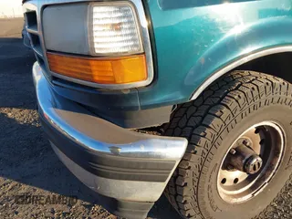 1995 Ford F-150 z VIN 1FTEX14H7SKA83280, wystawiony jako IAAI lot #41443410 z przebiegiem 334 830 mil mil oraz . Historia ofert i sprzedaży dostępna na DreamBid. Obrazek 14.