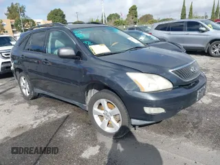 2005 Lexus RX 330 with VIN 2T2GA31U35C032139, listed as a IAAI auction lot 41579595 with 207,413 mi miles. Bid and sale history available at carsss.com. Image 1.