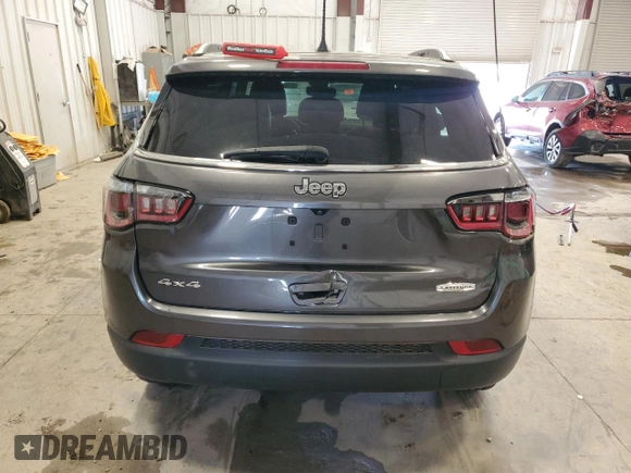 2022 Jeep Compass Latitude with VIN 3C4NJDBB1NT128394, listed as a Copart auction lot 61825165 with Not provided miles and Clean title. Bid and sale history available at DreamBid. Image 6.