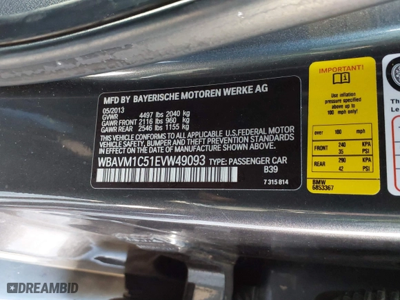 2014 BMW X1 sDrive28i with VIN WBAVM1C51EVW49093, listed as a IAAI auction lot 41500647 with 111,036 mi miles. Bid and sale history available at carsss.com. Image 9.