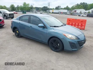 2011 Mazda Mazda3 i Sport with VIN JM1BL1UF9B1465202, listed as a IAAI auction lot 42119001 with 122,198 mi miles. Bid and sale history available at carsss.com. Image 1.