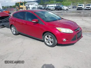 2012 Ford Focus SE with VIN 1FAHP3K29CL461124, listed as a IAAI auction lot 42165555 with 155,873 mi miles and . Bid and sale history available at carsss.com. Image 1.