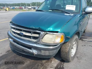 1998 Ford F-150 XL z VIN 1FTRF17L1WNC30511, wystawiony jako IAAI lot #42365469 z przebiegiem 287 691 mil mil oraz . Historia ofert i sprzedaży dostępna na DreamBid. Obrazek 6.