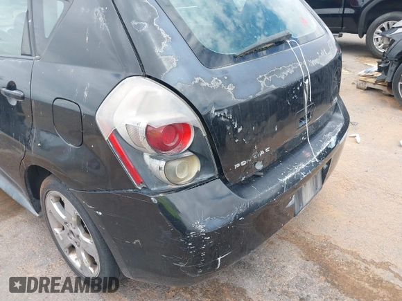 2009 Pontiac Vibe 1SB with VIN 5Y2SP67009Z438068, listed as a IAAI auction lot 42593304 with 255,712 mi miles and . Bid and sale history available at DreamBid. Image 6.