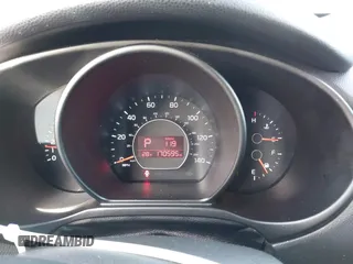 2015 Kia Soul + with VIN KNDJP3A5XF7122683, listed as a IAAI auction lot 41270677 with 107,595 mi miles. Bid and sale history available at carsss.com. Image 7.