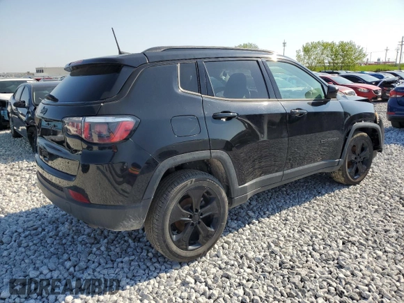 2020 Jeep Compass Latitude z VIN 3C4NJDBB0LT100664, wystawiony jako Copart lot #47980585 z przebiegiem 78 548 mil mil oraz Szkoda całkowita • Salvage title. Historia ofert i sprzedaży dostępna na DreamBid. Obrazek 3.