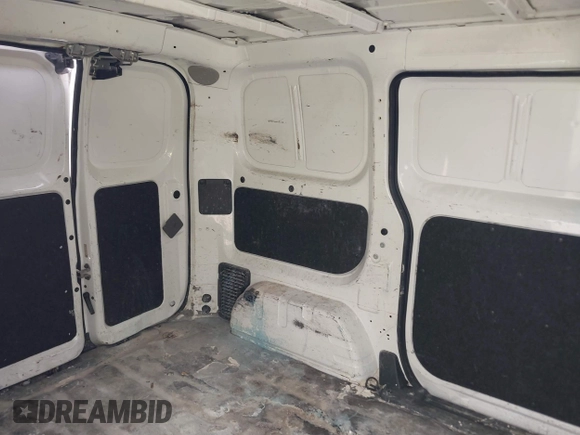 2013 Nissan NV200 SV with VIN 3N6CM0KN3DK693376, listed as a IAAI auction lot 42744552 with Not provided miles and . Bid and sale history available at DreamBid. Image 8.