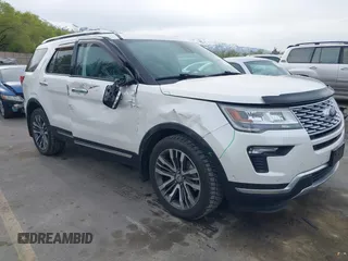 2018 Ford Explorer Platinum z VIN 1FM5K8HT1JGA62332, wystawiony jako IAAI lot #42105769 z przebiegiem 86 159 mil mil oraz . Historia ofert i sprzedaży dostępna na DreamBid. Obrazek 1.