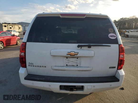 2008 Chevrolet Suburban LT w/3LT with VIN 1GNFK16358J242601, listed as a Copart auction lot 47931135 with 336,023 mi miles and Salvage Title. Bid and sale history available at carsss.com. Image 6.