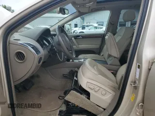 2007 Audi Q7 Premium с VIN WA1BY74L67D040062, выставлен на аукционе Copart как лот 61904725 с пробегом 120 075 миль миль и Списание • Salvage title. История ставок и продаж доступна на DreamBid. Изображение 7.