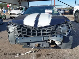 2011 Chevrolet Camaro 1LT z VIN 2G1FB1EDXB9115082, wystawiony jako IAAI lot #41322689 z przebiegiem 174 740 mil mil oraz . Historia ofert i sprzedaży dostępna na DreamBid. Obrazek 13.