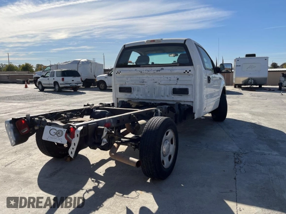 2009 Ford F-150 XL with VIN 1FTRF12849KB67641, listed as a Copart auction lot 77224334 with 314,994 mi miles and Clean Title. Bid and sale history available at carsss.com. Image 4.