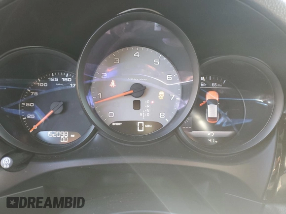 2016 Porsche Macan S with VIN WP1AB2A53GLB55024, listed as a Copart auction lot 42554755 with 152,098 mi miles and Clean Title. Bid and sale history available at DreamBid. Image 9.