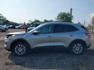 2021 Ford Escape SE with VIN 1FMCU9G68MUB26987, listed as a IAAI auction lot 42476747 with 40,285 mi miles and . Bid and sale history available at DreamBid. Image 13.