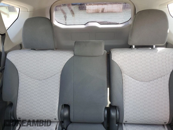 2016 Toyota Prius Two with VIN JTDZN3EU3GJ054774, listed as a Copart auction lot 52602335 with 190,998 mi miles and Salvage Title. Bid and sale history available at carsss.com. Image 10.
