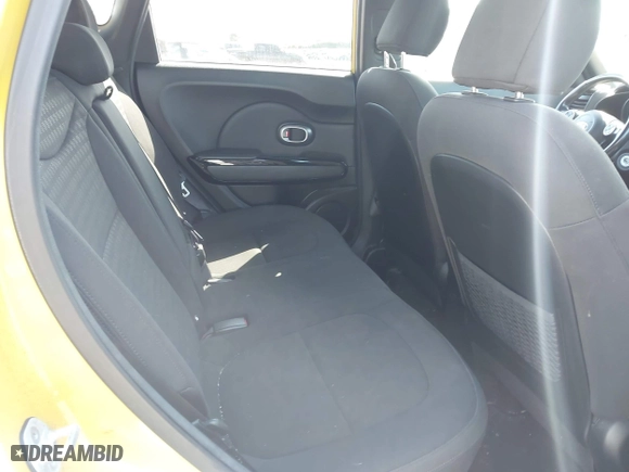 2015 Kia Soul ! with VIN KNDJX3A5XF7143128, listed as a IAAI auction lot 42048072 with 119,531 mi miles. Bid and sale history available at carsss.com. Image 8.